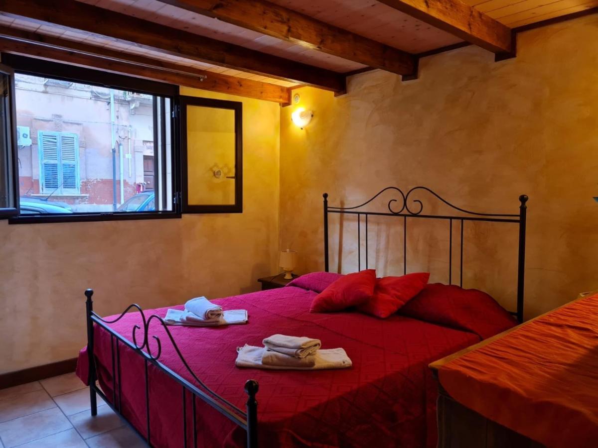 Appartamento La Casa di Vicky Trapani Esterno foto